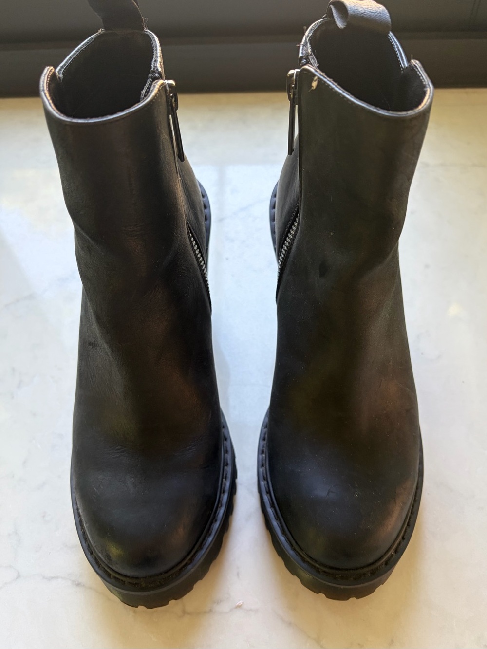 Dr. Martens RARE Black Magdalena Chunky Lug Heel Ankle Boot sz 7 - Picture 2 of 6